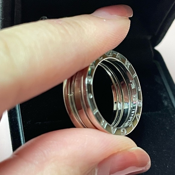 BVLGARI WHITE GOLD - Picture 3 of 7